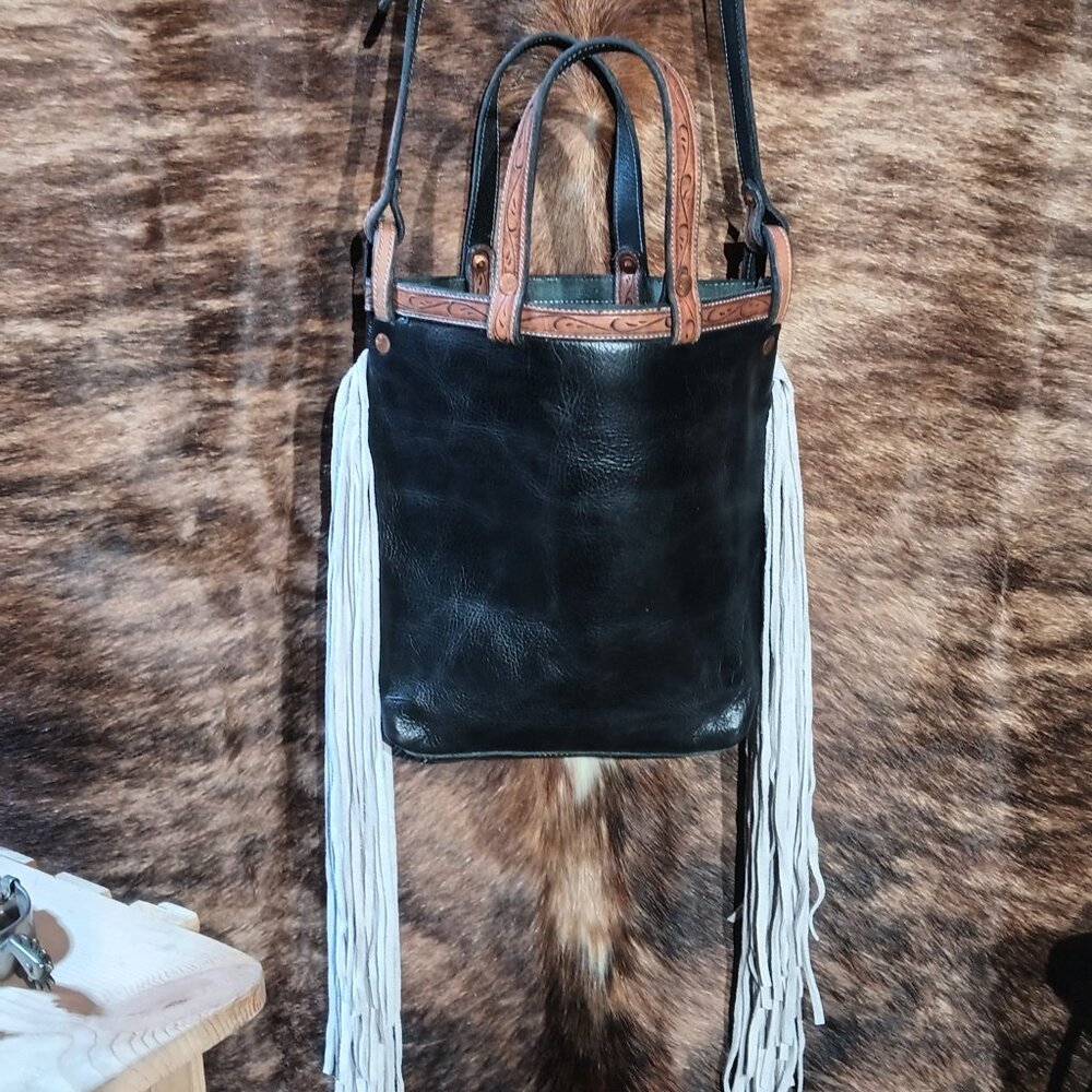Purse - Picture 2 of 2